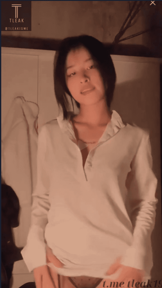 Huyền Anh Natasha(@huyennnanhhh_) Live Bigo Vén Áo Lộ Mu Lắm Lông – vietdam.net