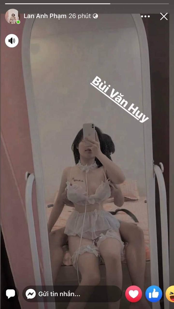 Lan Anh Phạm(@laanh_day12) Streamer Liên Quân Lộ Clip Địt Nhau Với Bạn Trai